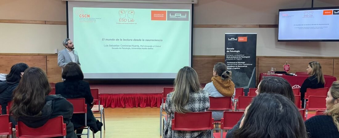Dr. Luis-Sebastián Contreras-Huerta Gives Talk on the Neuroscience of Reading at St. Margaret’s School